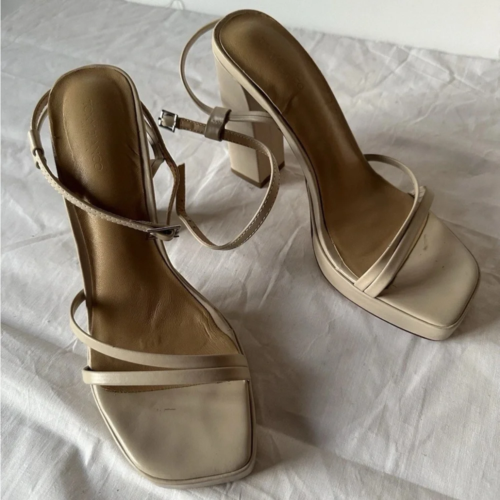 Tony Bianco Detroit Heels Platform Vanilla Capretto Cream 7 $210 - Picture 4 of 7